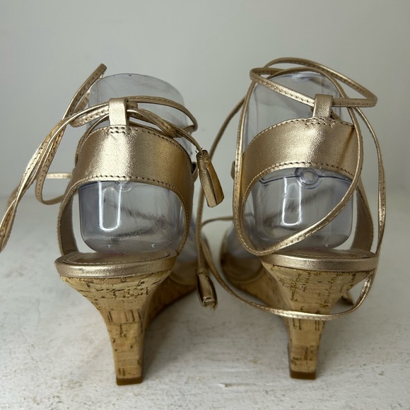 Lilly Pulitzer Gold Strappy Wedges NWOT - Picture 6 of 9